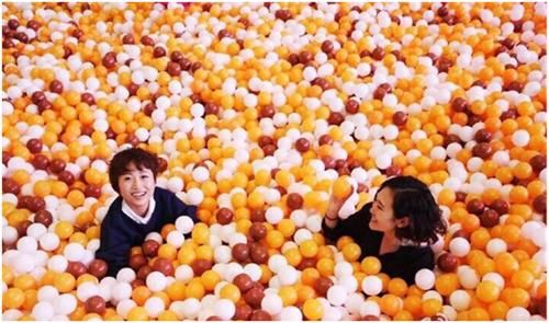 店庆没有福利 小编忍不住了 冒死砸开了领导办公室的门