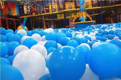 五一特惠!68元抢爱丽丝奇幻乐园原价476元1大1小套票!魔鬼滑梯、超级大蹦床、百万海洋球池、淘气堡、玩具屋、VR战车体验…