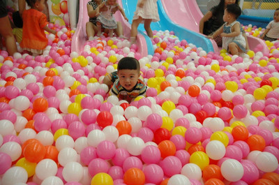 海洋球池竟“吃人”！爱带孩子去的家长一定要知道